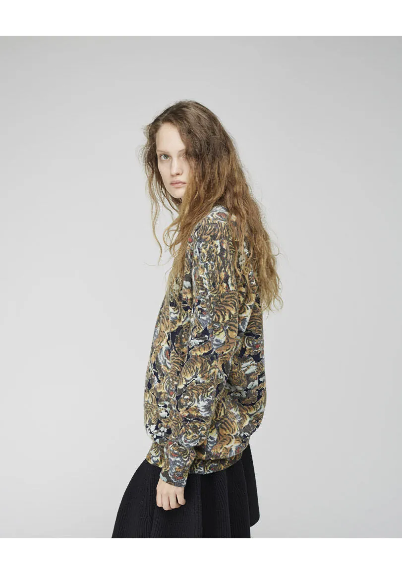 Flying Tiger V-Neck Pullover