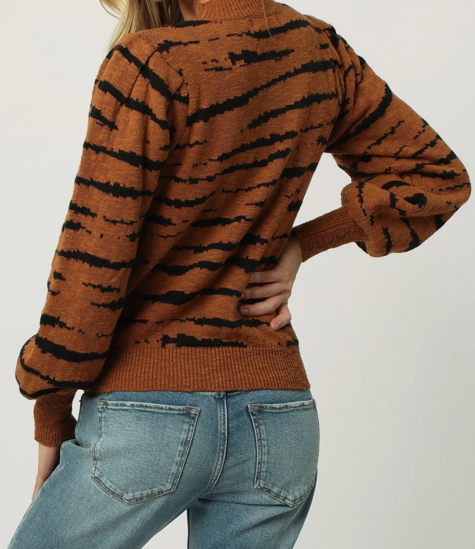 JASMINE LONG SLEEVE SWEATER TIGER