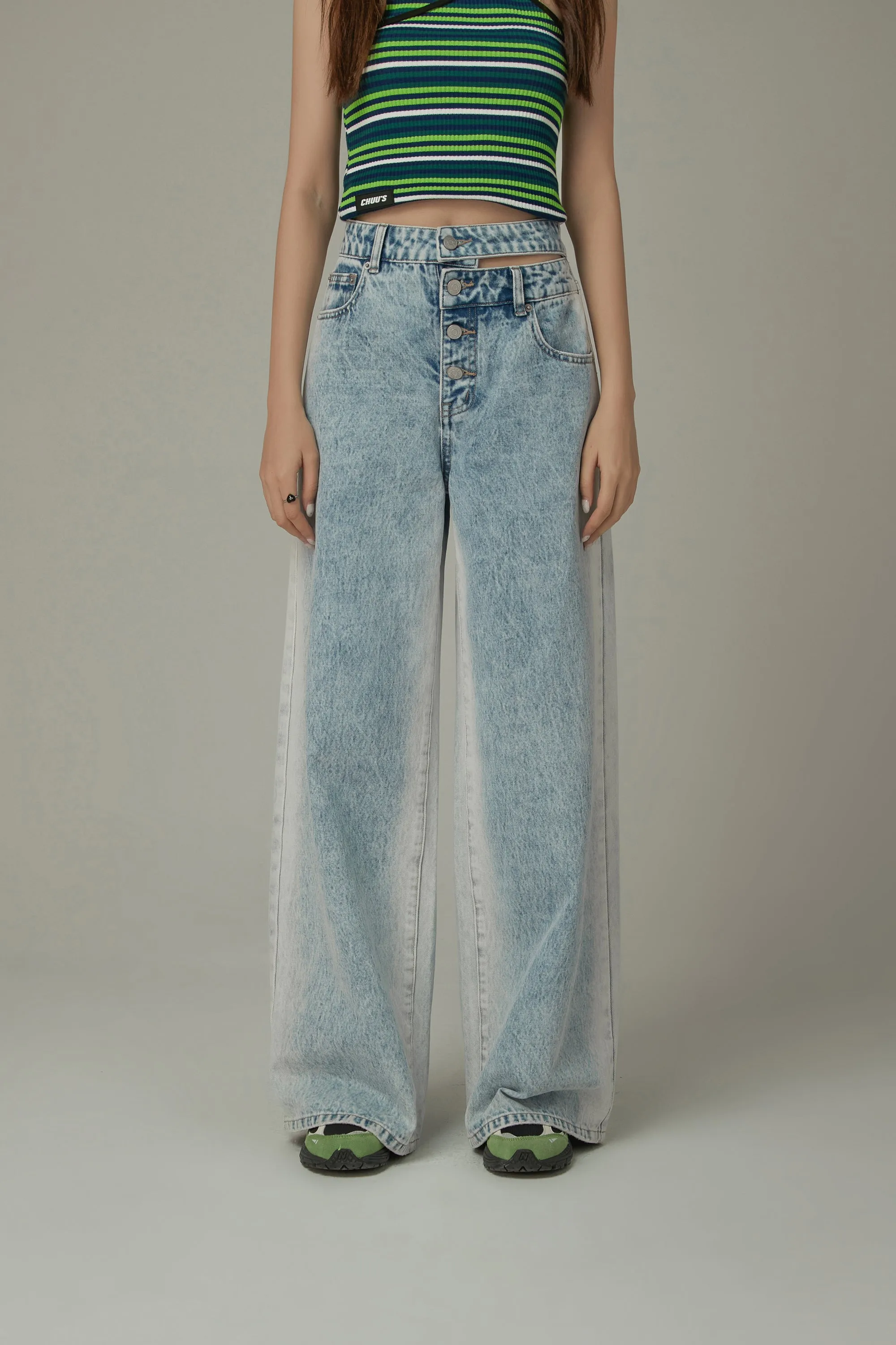Multi-Button Waist Slit Washed Denim Jeans