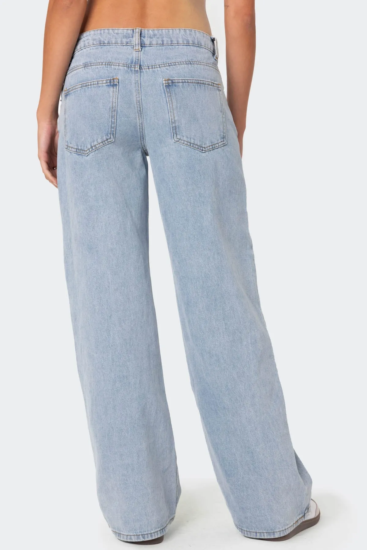 Sina || Washed Low Rise Jeans