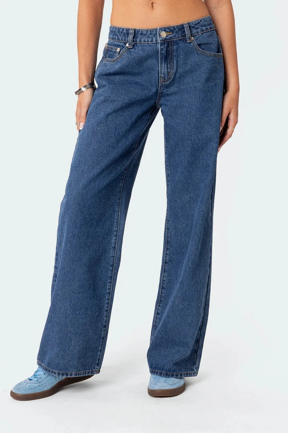 Sina || Washed Low Rise Jeans