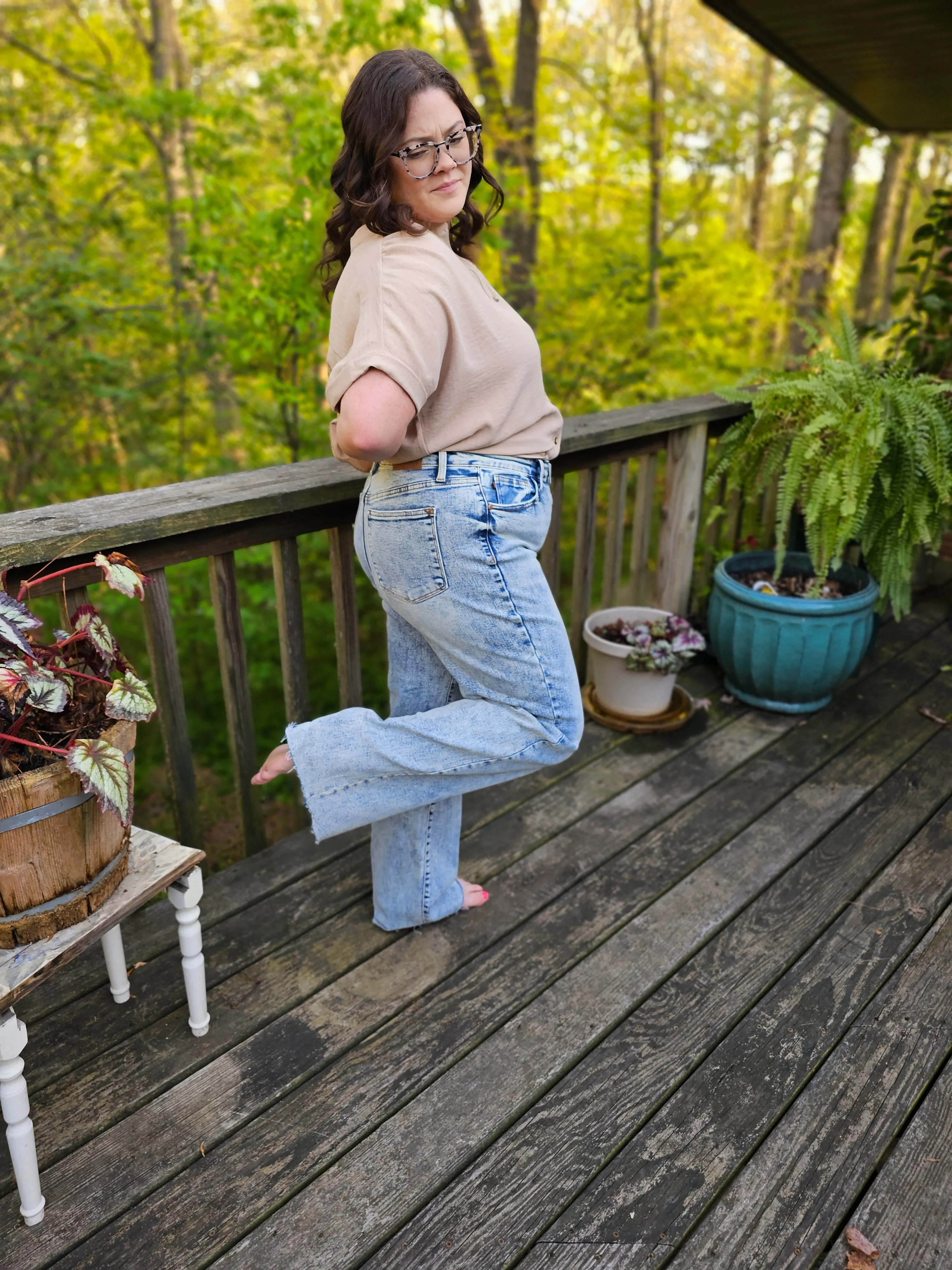 Washed wide hem jeans
